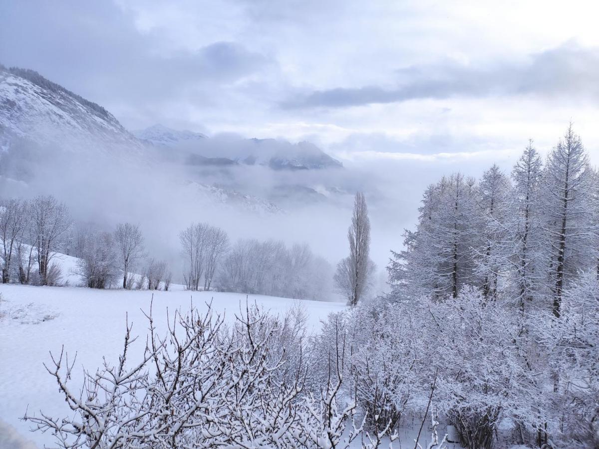 Bel Appartement Au Rez De Chaussee D'Un Chalet Jarrier ภายนอก รูปภาพ
